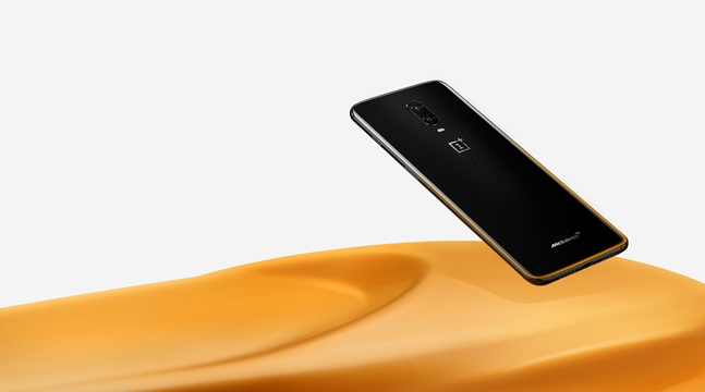 OnePlus 6T McLaren
