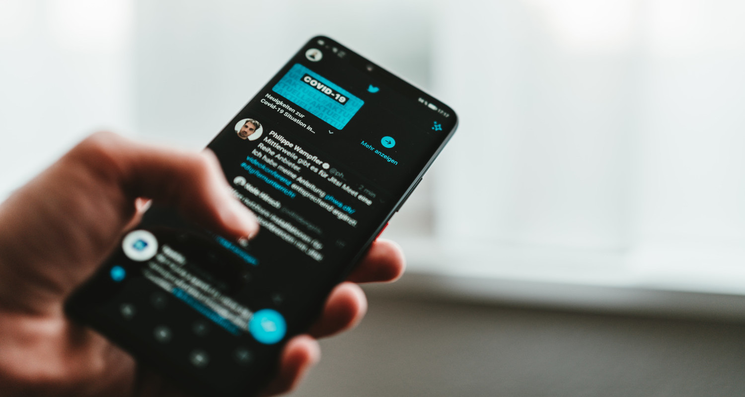 Twitter en un smartphone