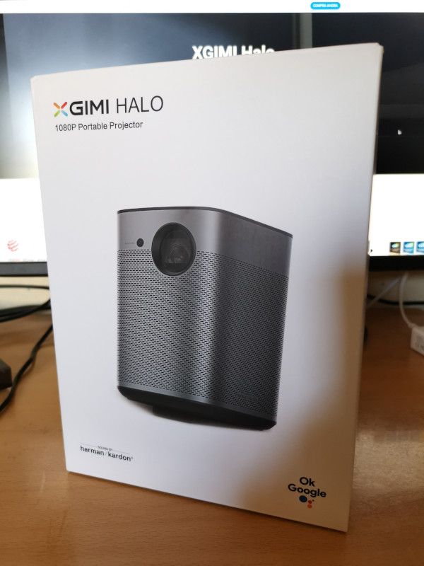 Xgimi Halo: probamos el proyector portátil con Android TV y diseño